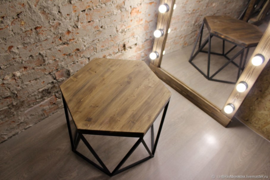 Шестиугольный журнальный столик лофт