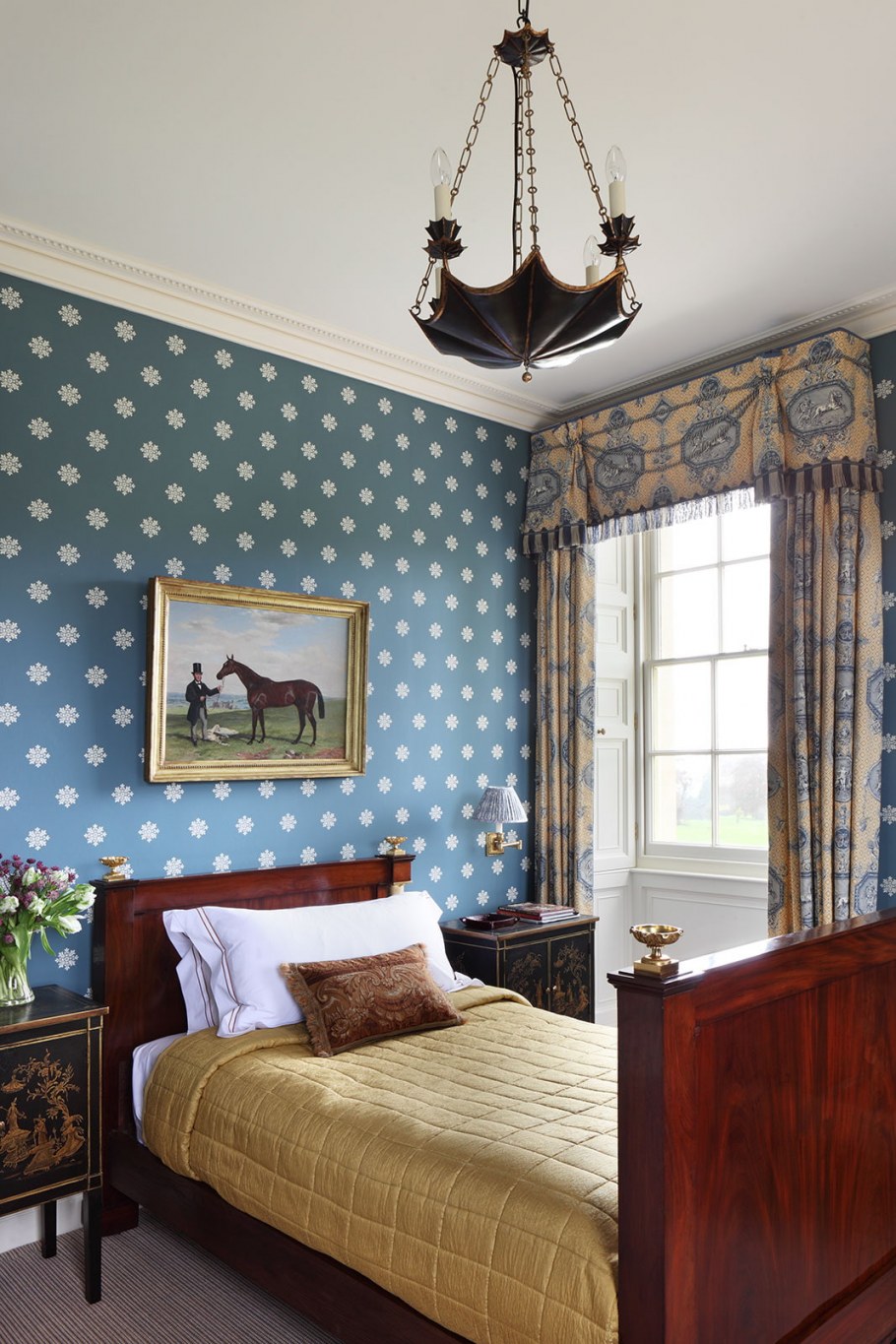 Спальня во французском стиле