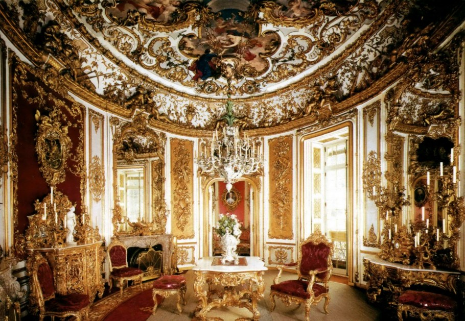 Замок Скибо (Skibo Castle) внутри