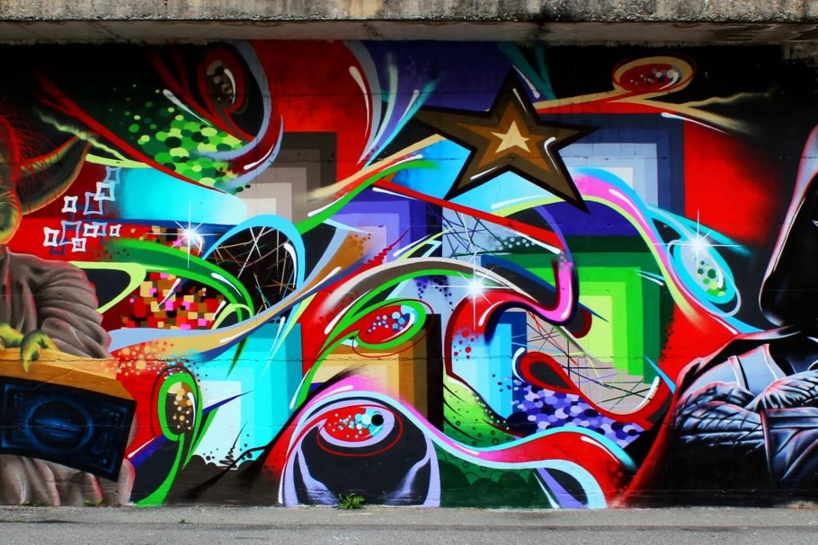 Яркие граффити