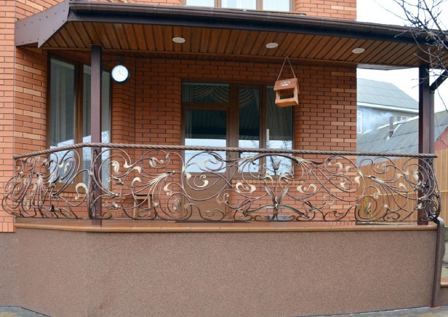 Кованые ограждения для террасы