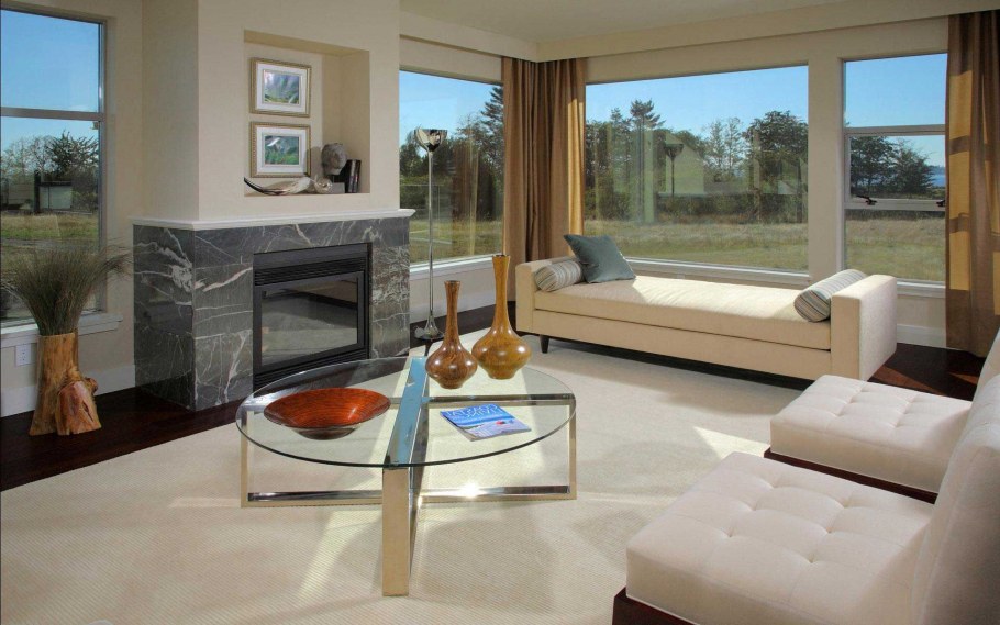 Гостиная с угловым панорамным окном