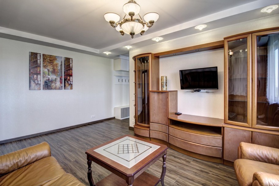 Большая двухкомнатная квартира