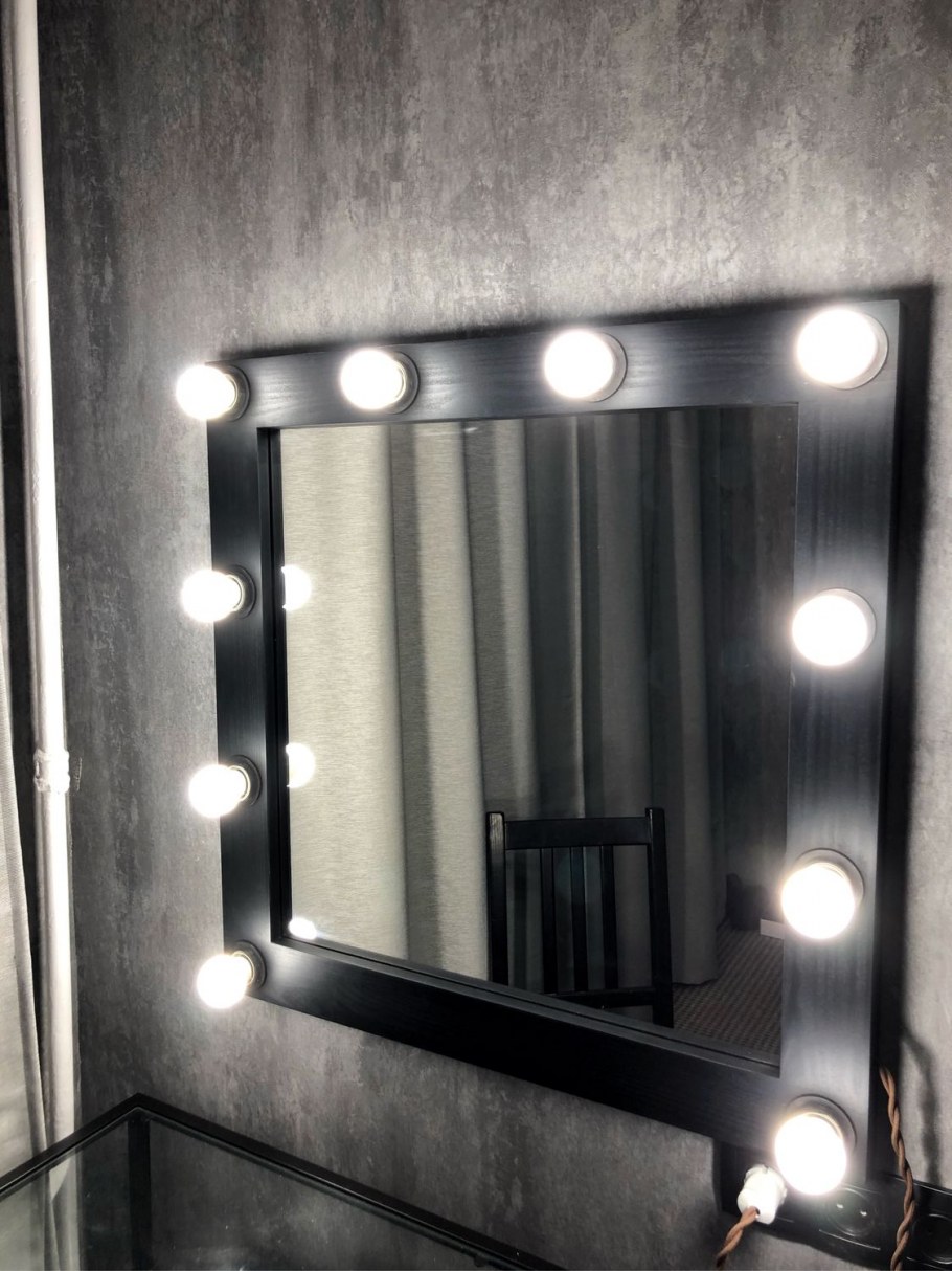 Зеркало интерьерное