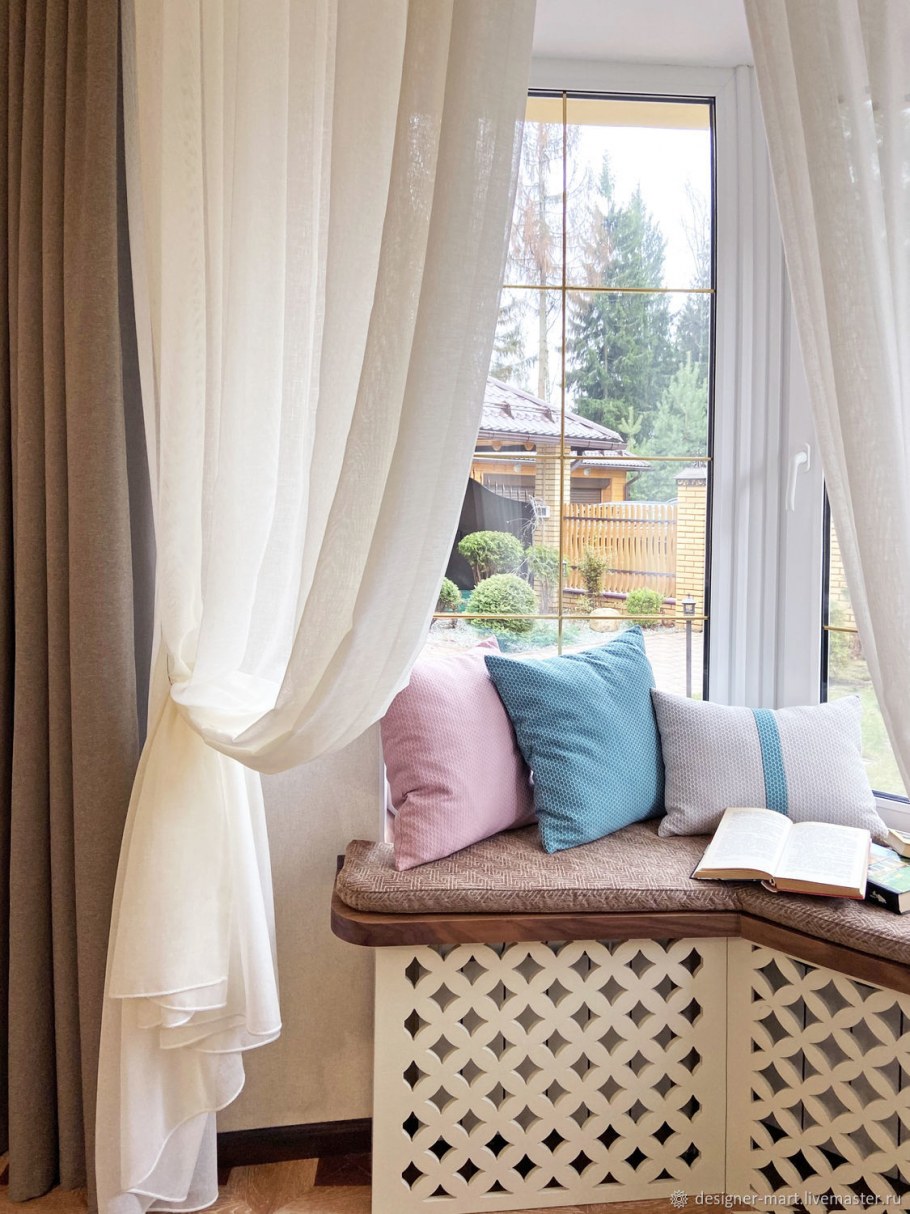 Широкий подоконник для чтения