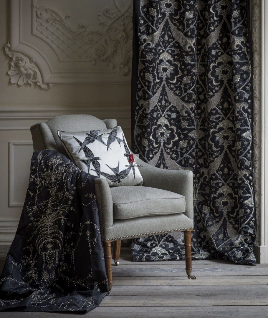 Бархатное изголовье