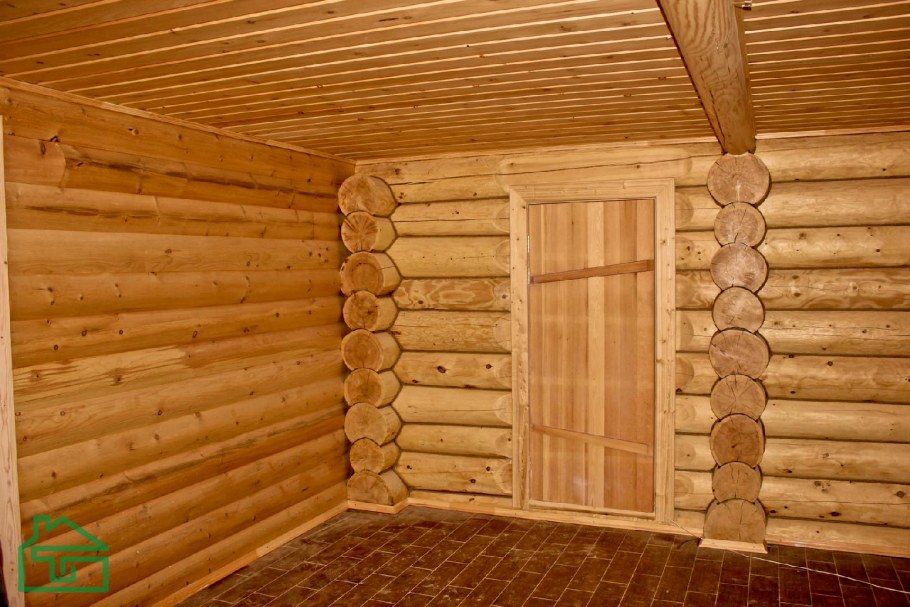Отделка бани бревно