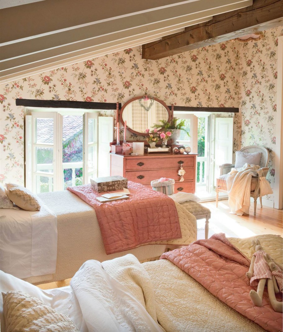 Фазенда мансарда в стиле Прованс