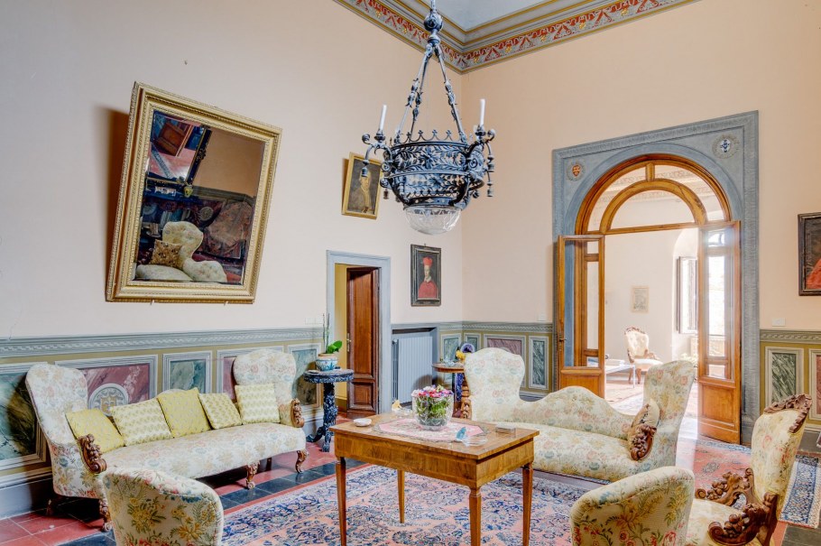 Дом в Италии за 1 млн долларов