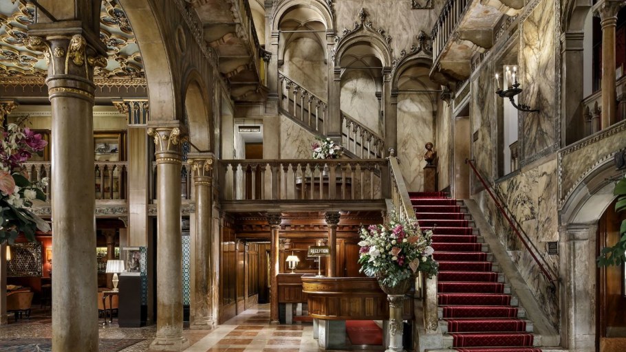 Палаццо Дандоло Венеция