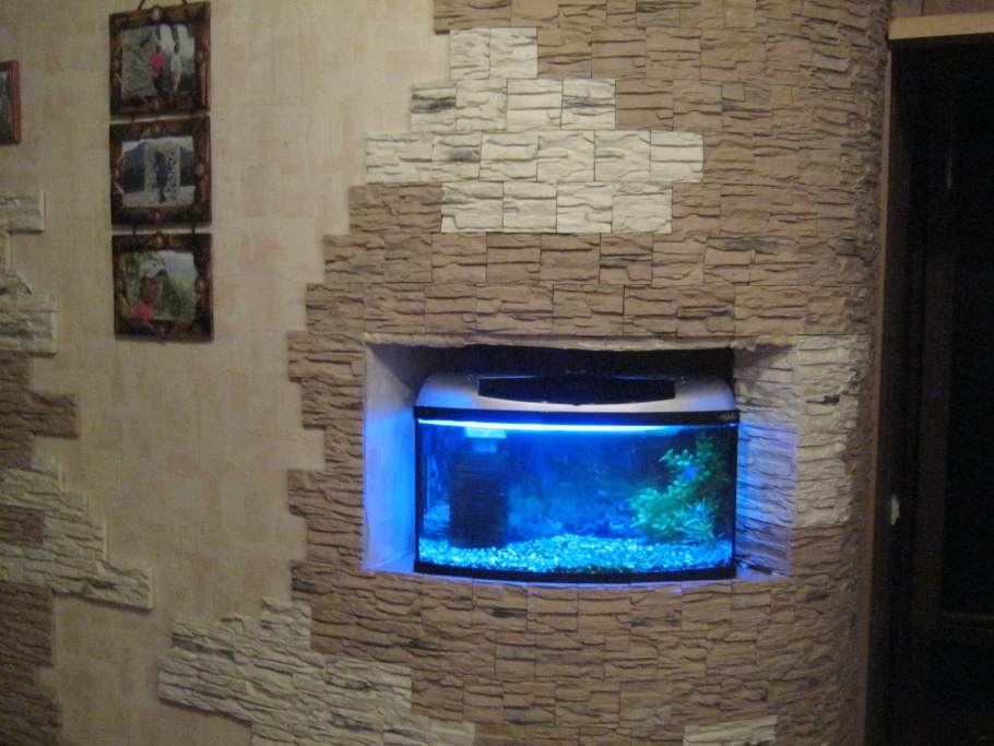 Отделка декоративным кирпичом