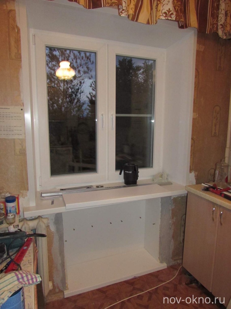 Хрущёвский холодильник под окном