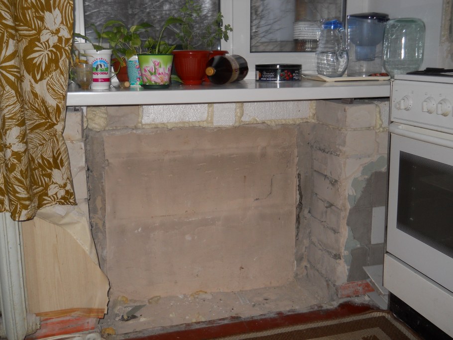 Хрущевский холодильник на кухню из дерева