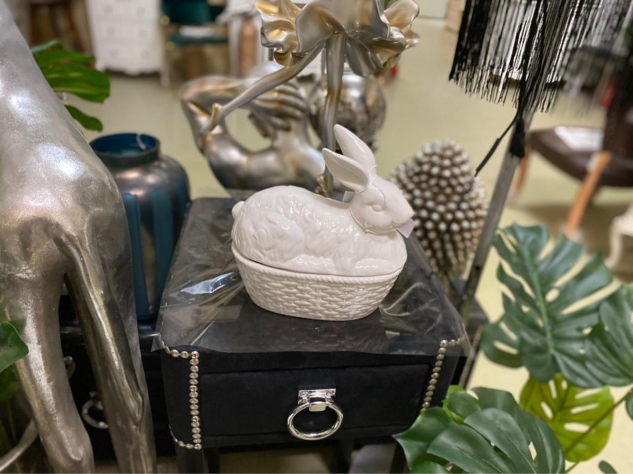 Офисная статуэтка