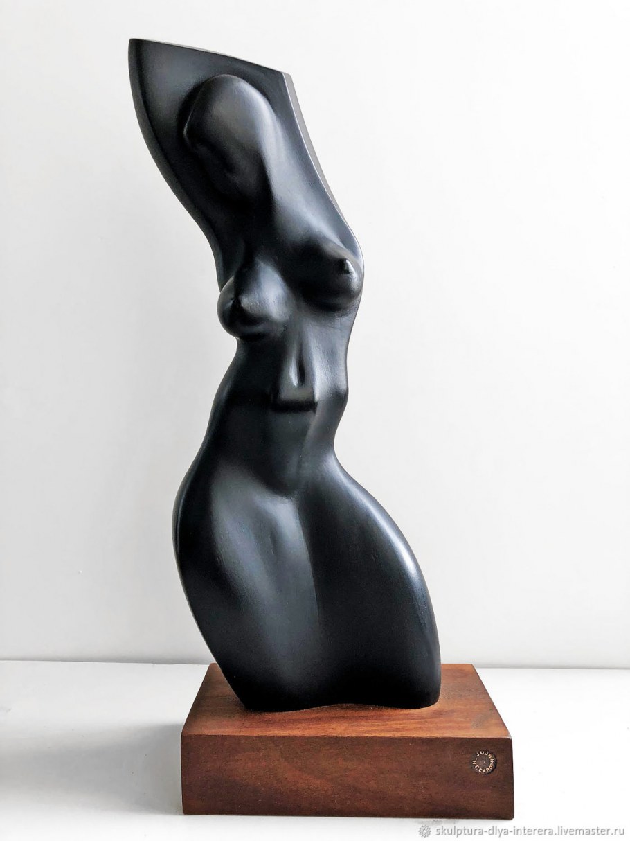 Статуэтка Николь