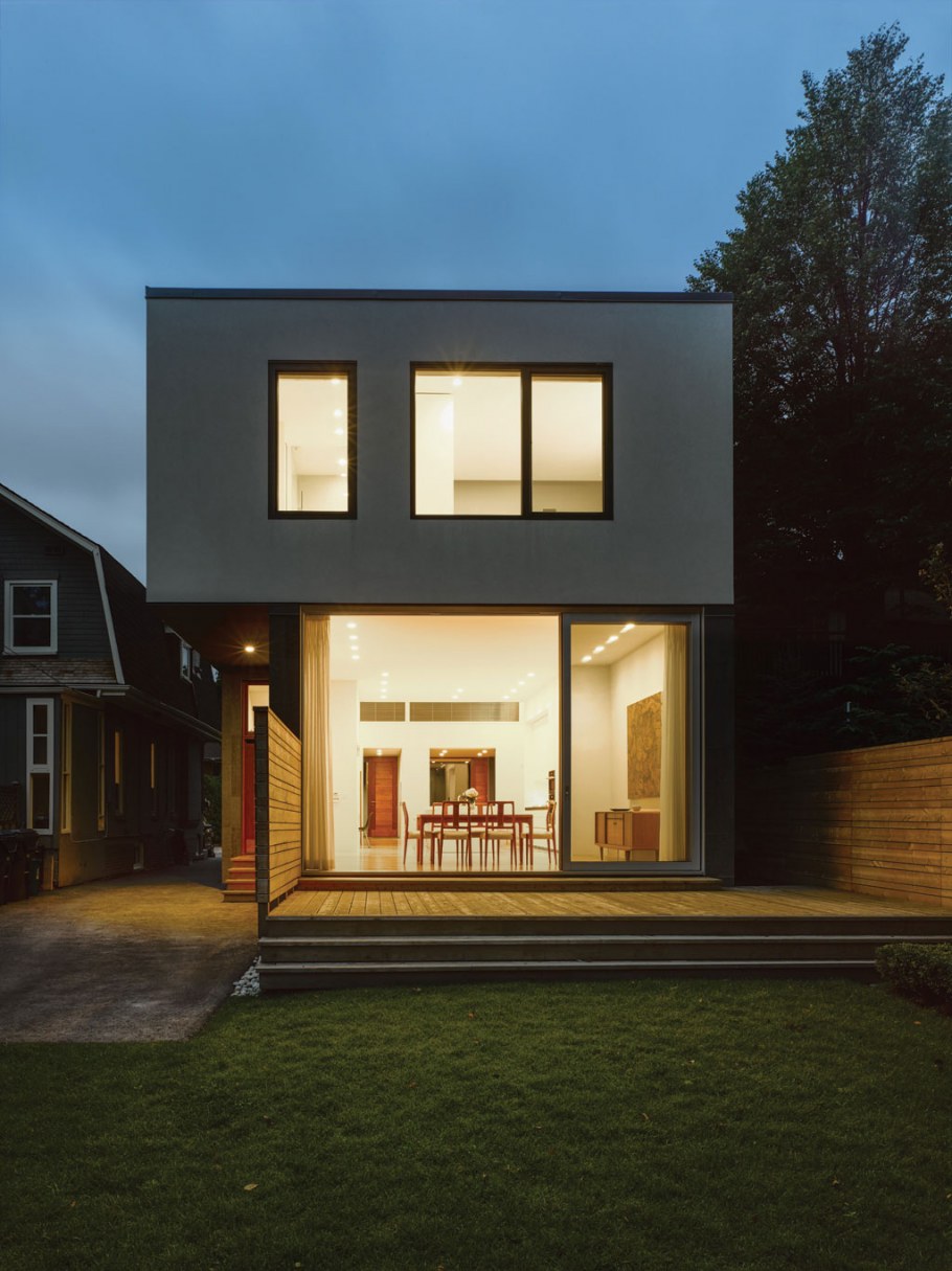 Современный небольшой домик