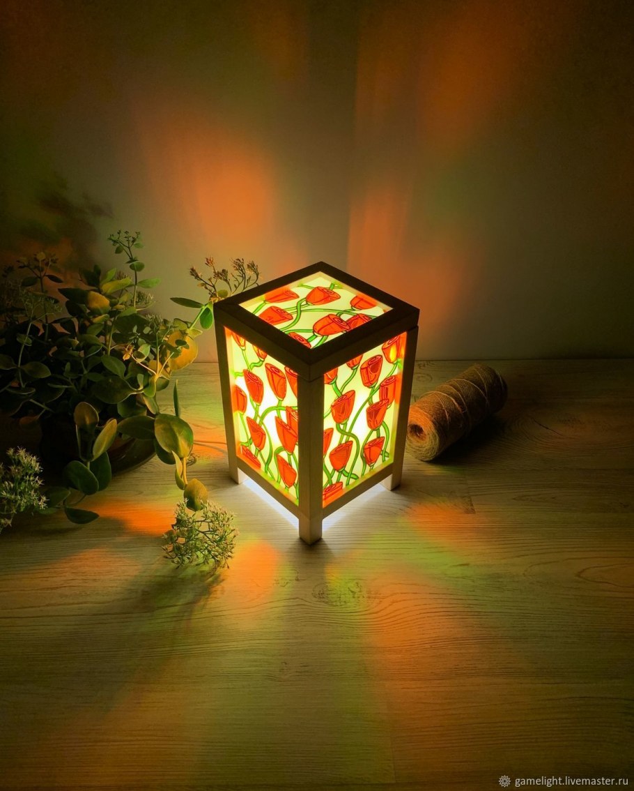 Ночник из дерева и стекла