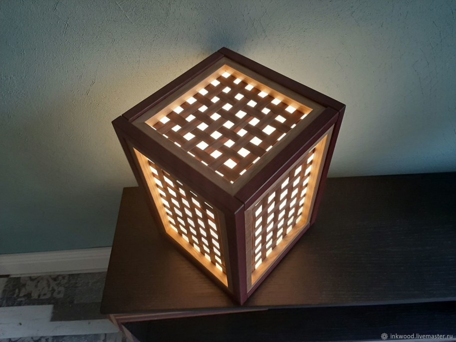 Люстра в японском стиле