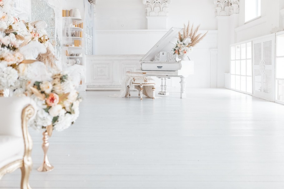 Фотостудия в белом цвете