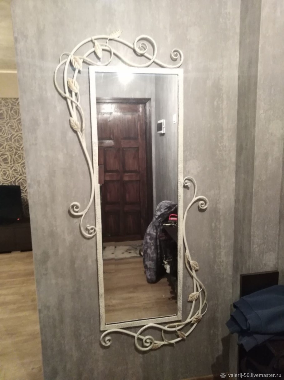 Зеркало в прихожую