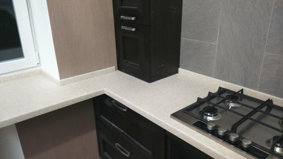 Варочная из камня столешница