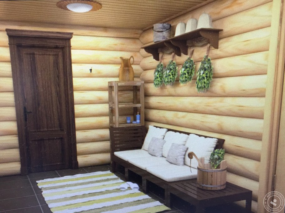 Маленький предбанник в бане