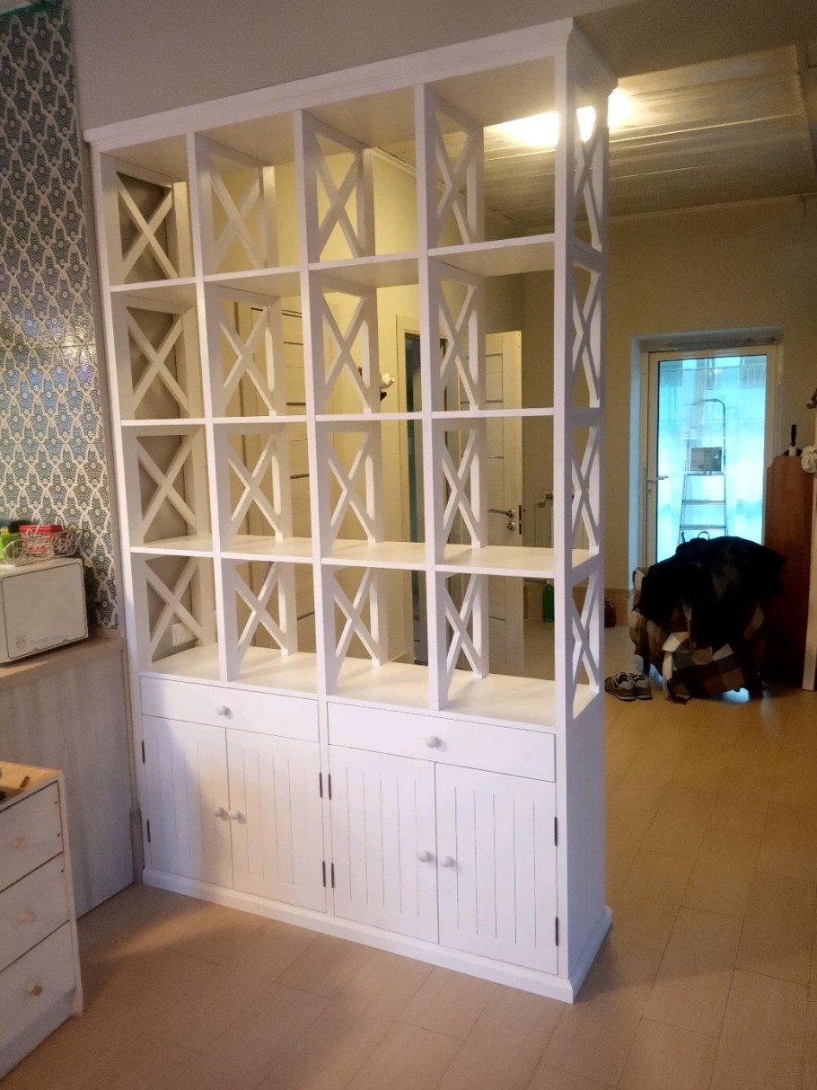 Дизайнерский стеллаж