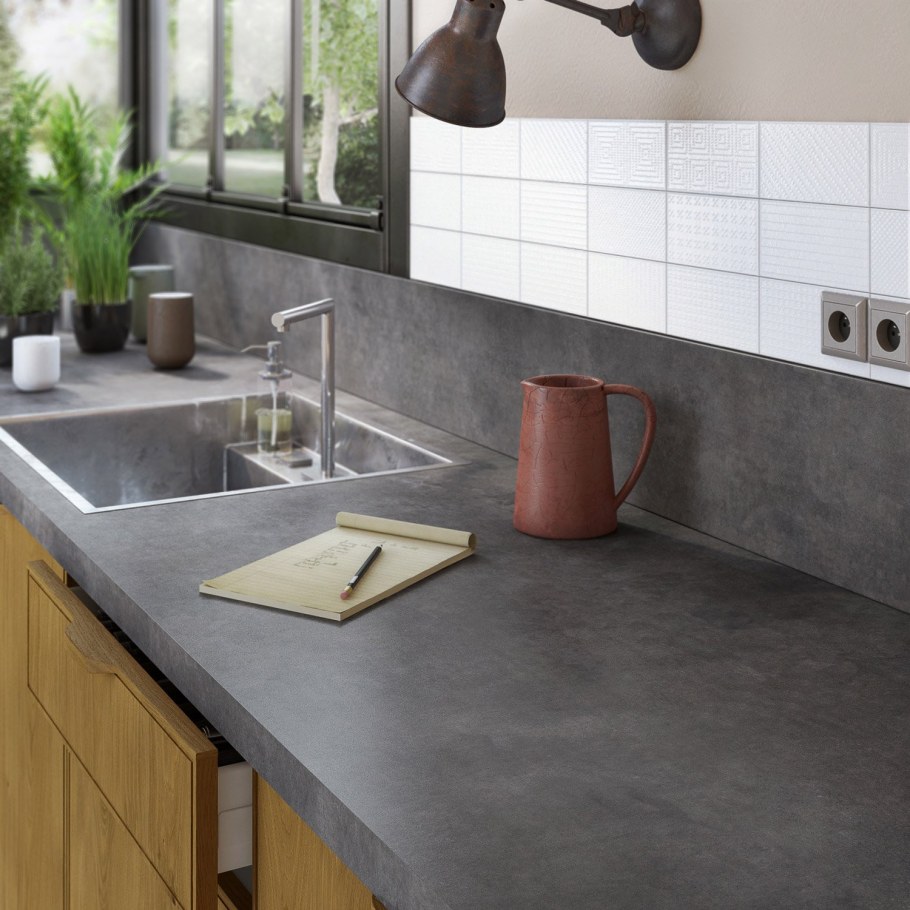 Кухня со столешницей рашчер