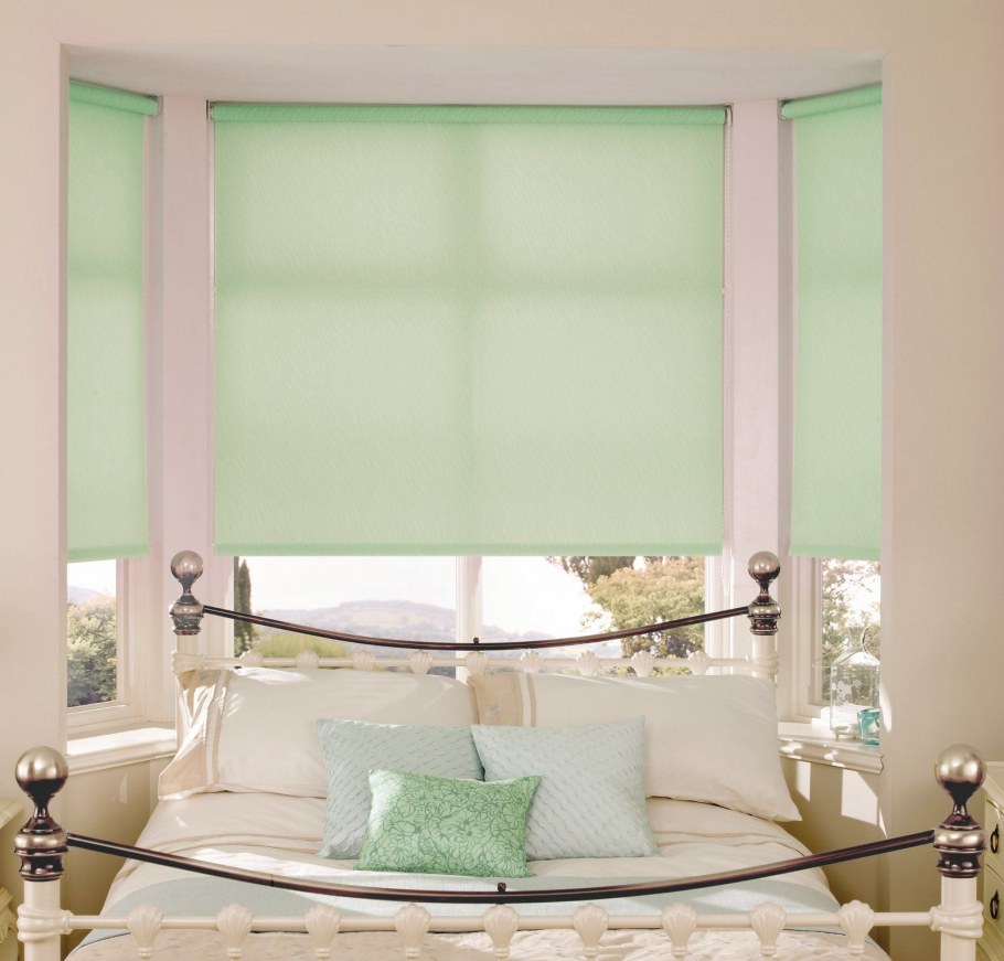 Римские шторы в спальню