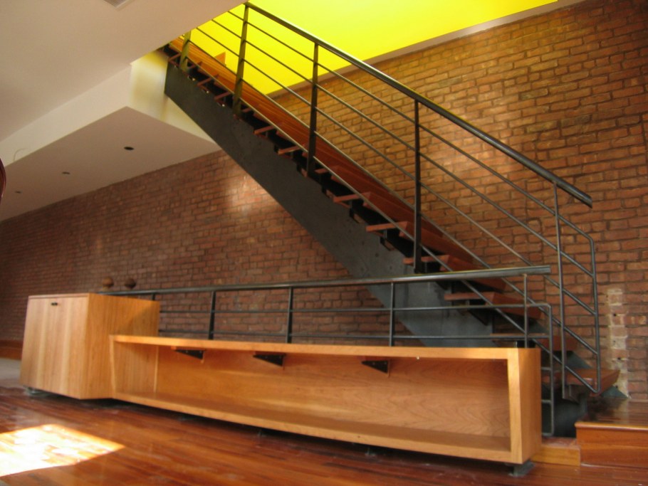 Стеклянные перила для второго света