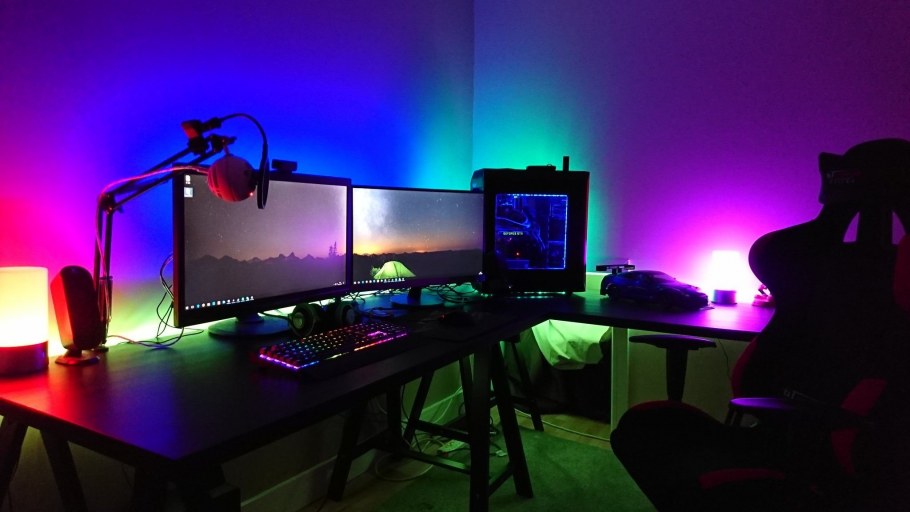 Комната геймера с подсветкой