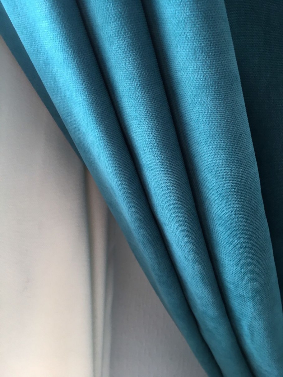 Шторы цвета морской волны