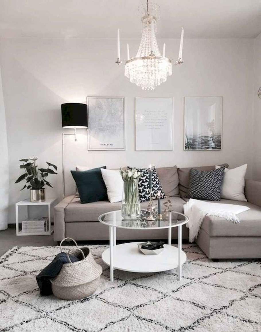 Интерьер белой спальни