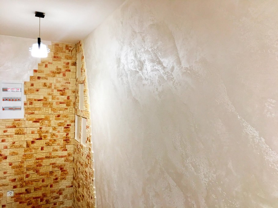 Штукатурка травертин в интерьере