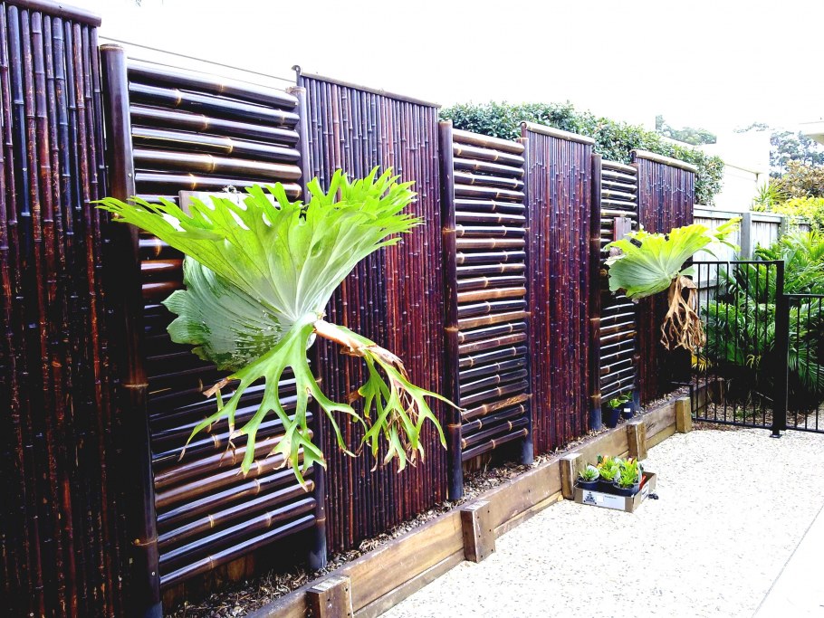 Оригинальные заборы для дачи