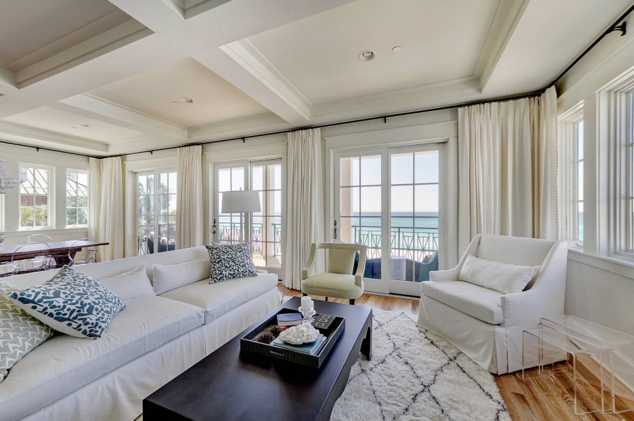 Красиво оформлены окна в современном стиле фото