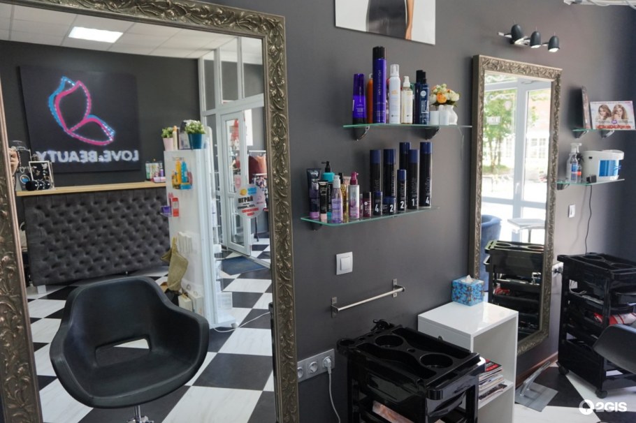 Салон красоты в пастельных тонах