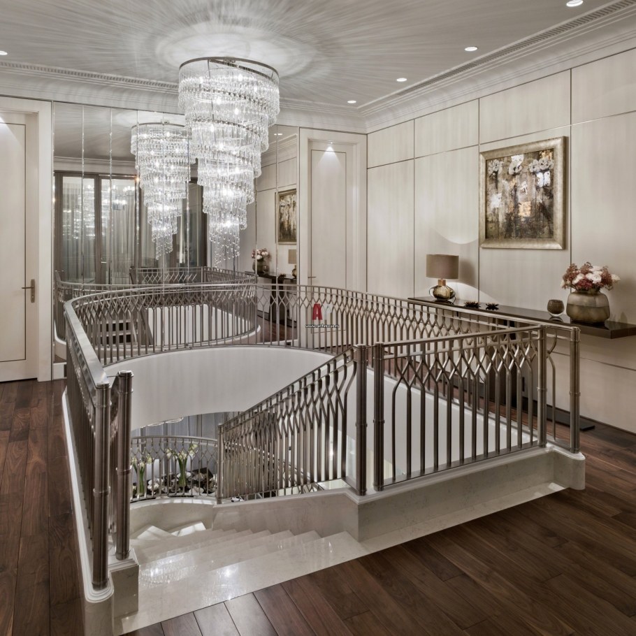 Лестница в стиле Неоклассика