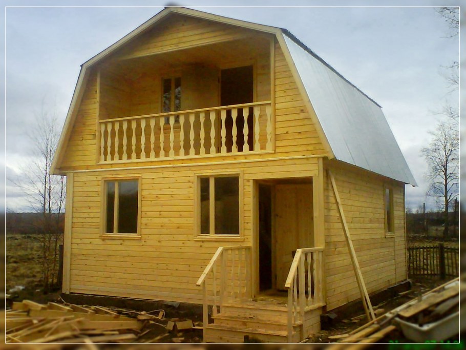 Каркасный домик с мансардой