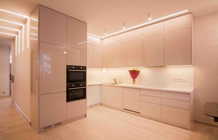 Бежевая кухня в стиле Минимализм