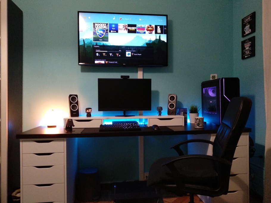 Компьютерное место 2010 года