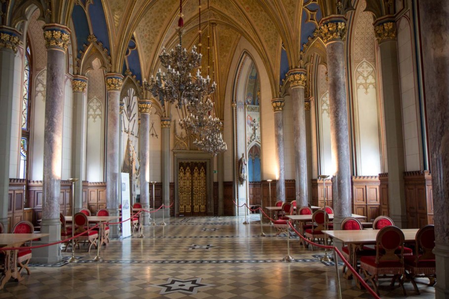 Hohenzollern Castle внутри