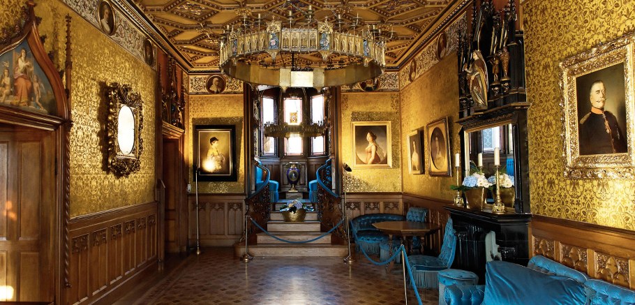 Замок Гогенцоллерн Германия интерьер