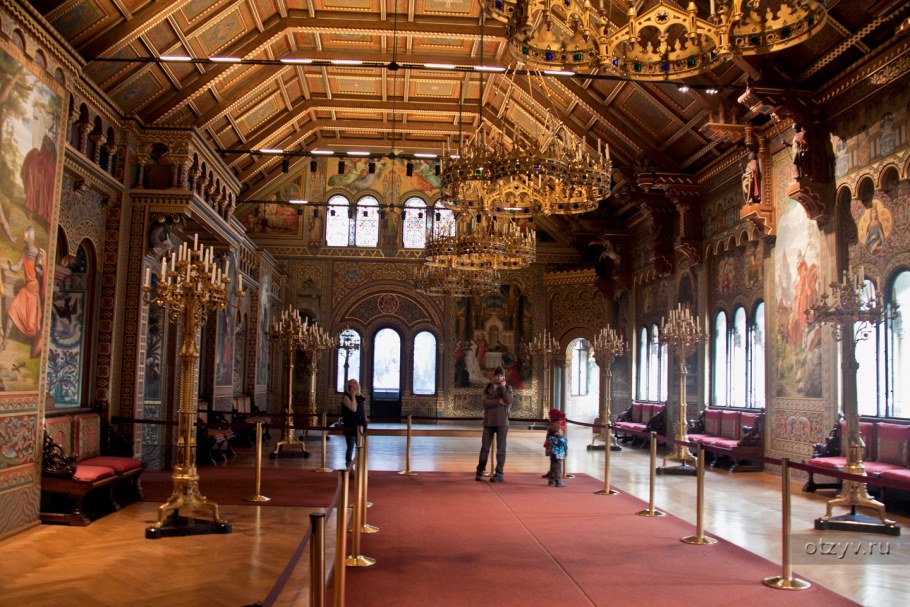 Замок Гогенцоллерн Германия интерьер