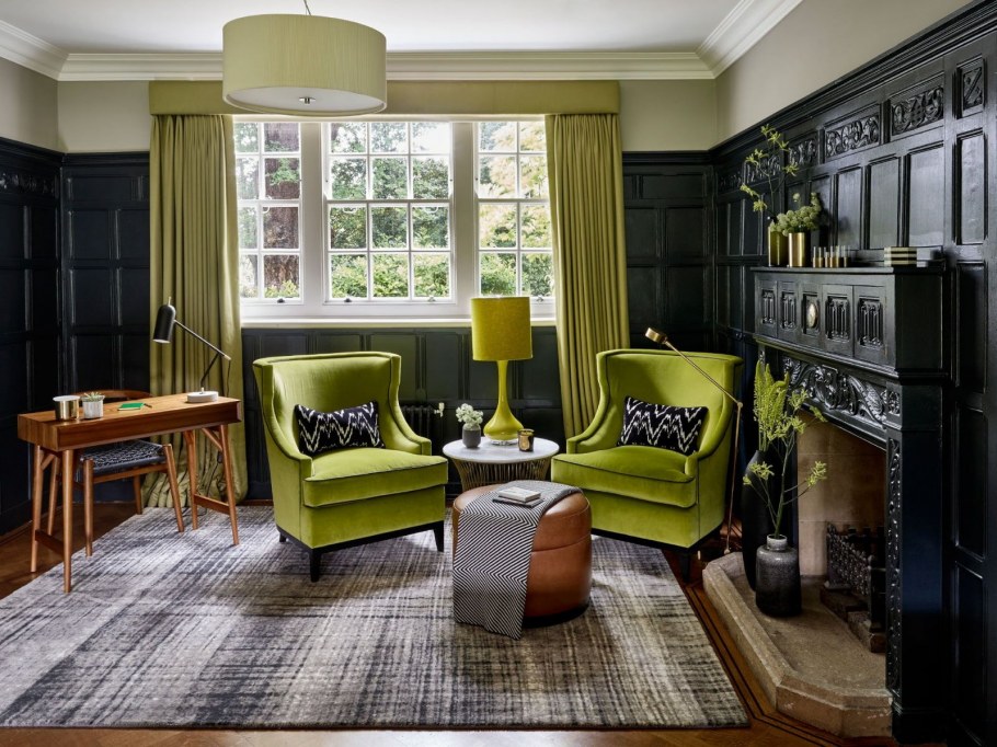 Фиолетовый цвет в интерьере