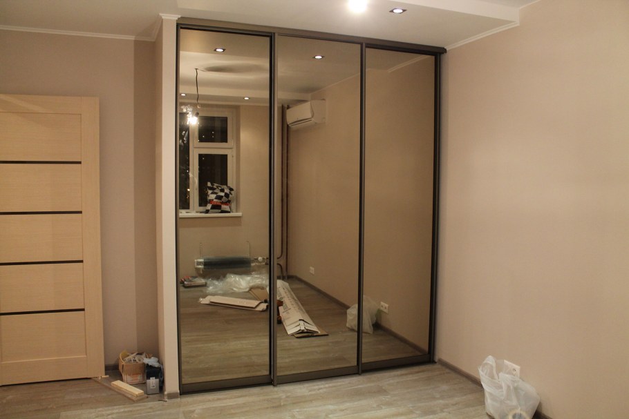 Купе Нео Лайт с зеркалом бронза