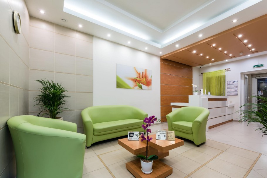 Ресепшн стоматологической клиники