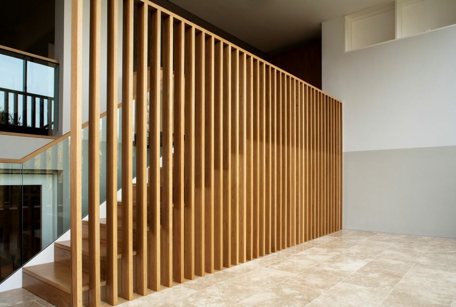 Деревянный реечный потолок