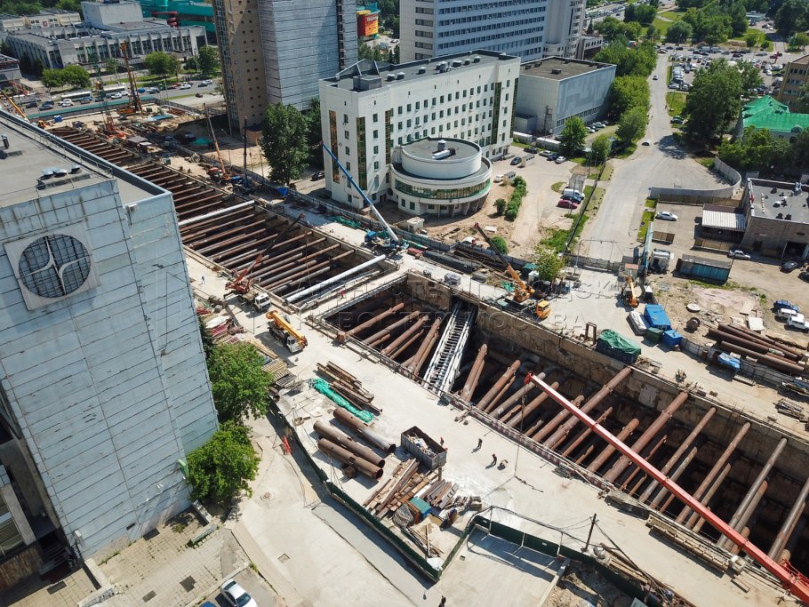 Улица Новаторов станция метро стройка