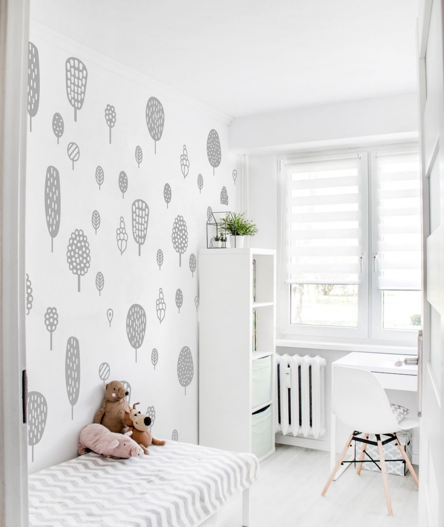 Однотонные стены в детской комнате
